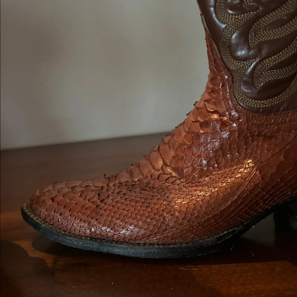 Tony Lama Snakeskin Western Cowboy Boots - Picture 8 of 9